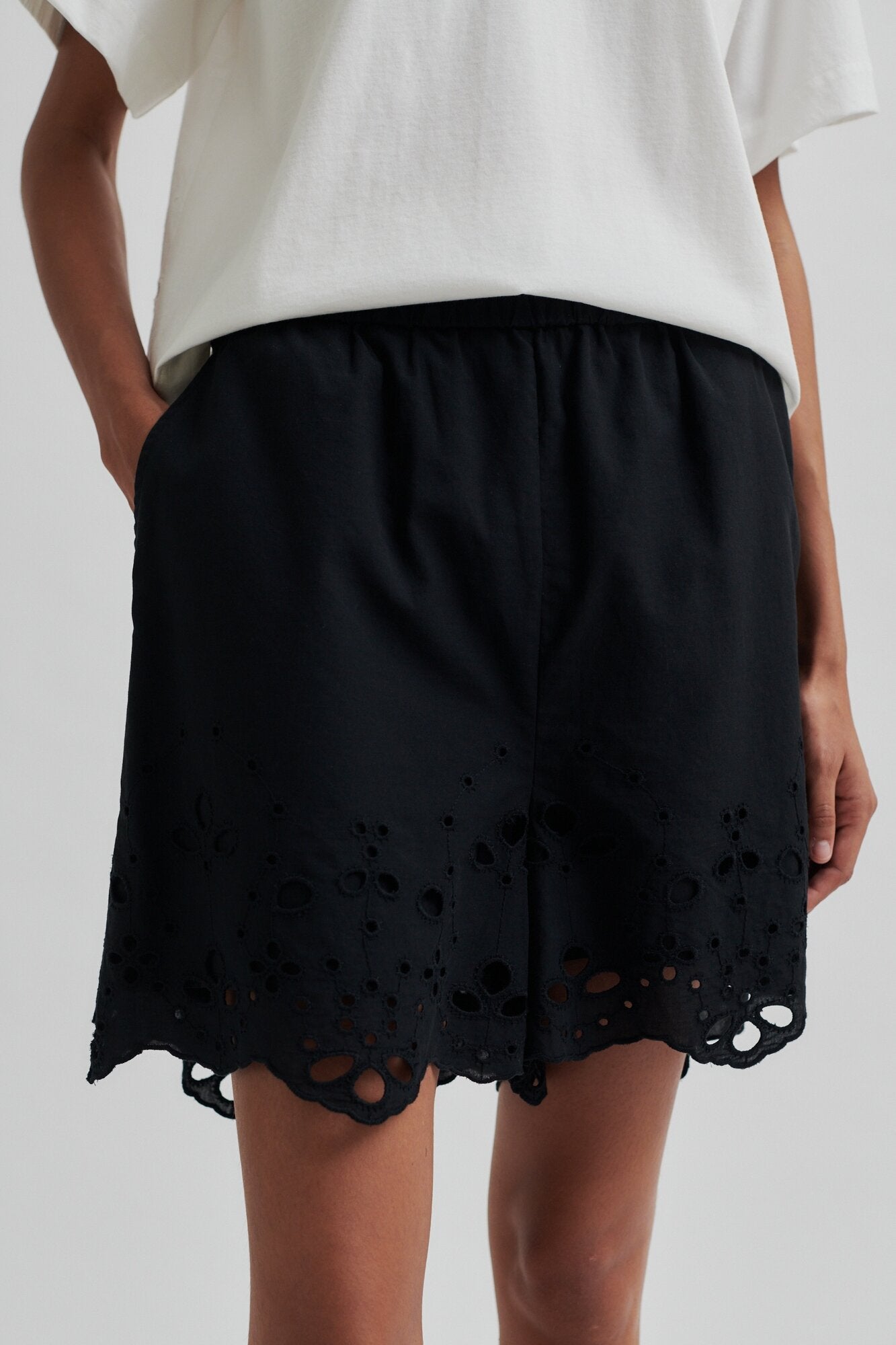 Limona Shorts - sort